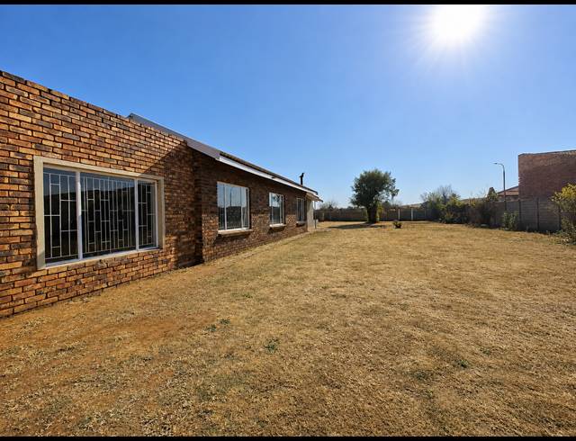 4 BEDROOM HOUSE FOR SALE IN WALDRIFT
